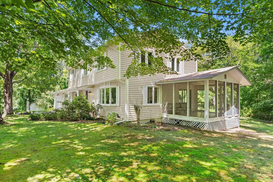 Photo of 84 Stinson