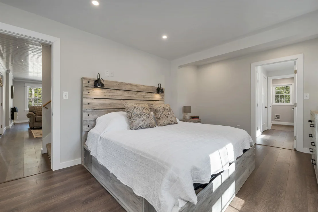 Photo of 84 Maple