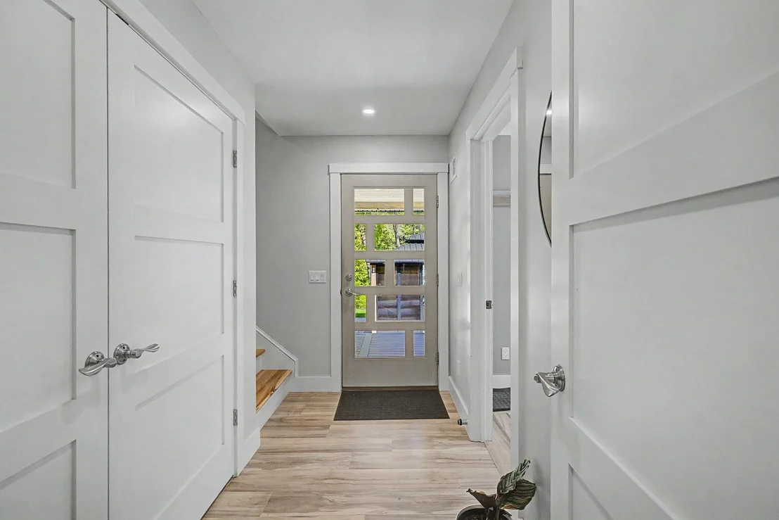Photo of 239 Maple N