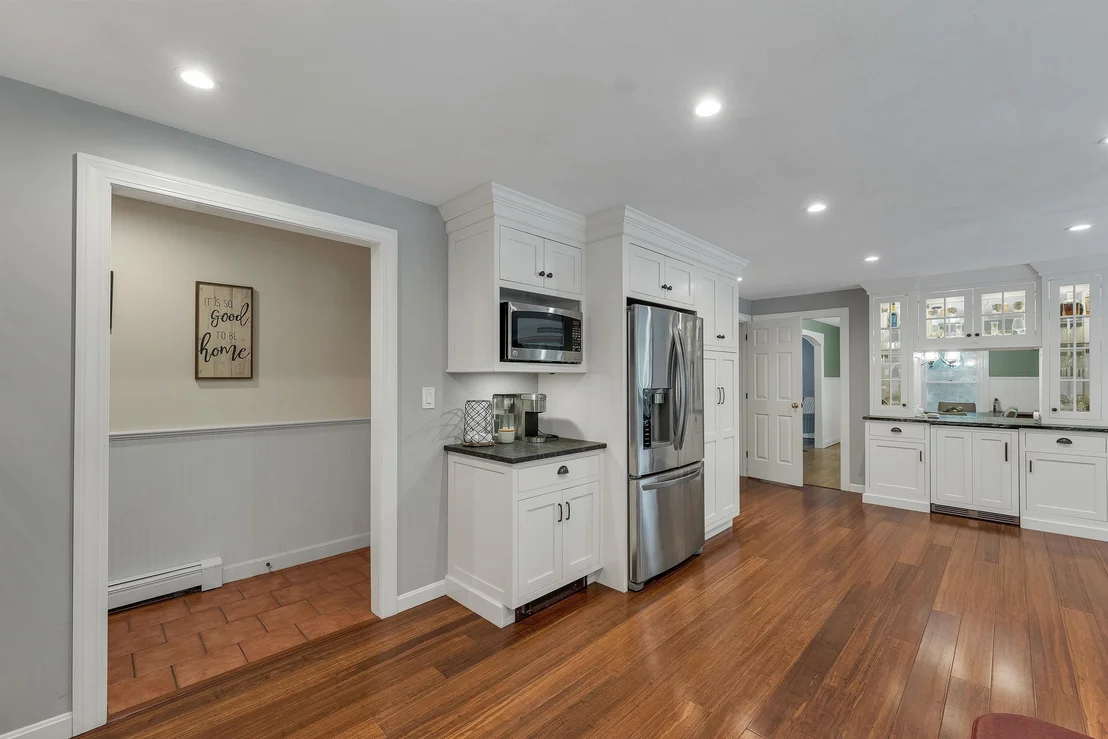 Photo of 27 Oakmont