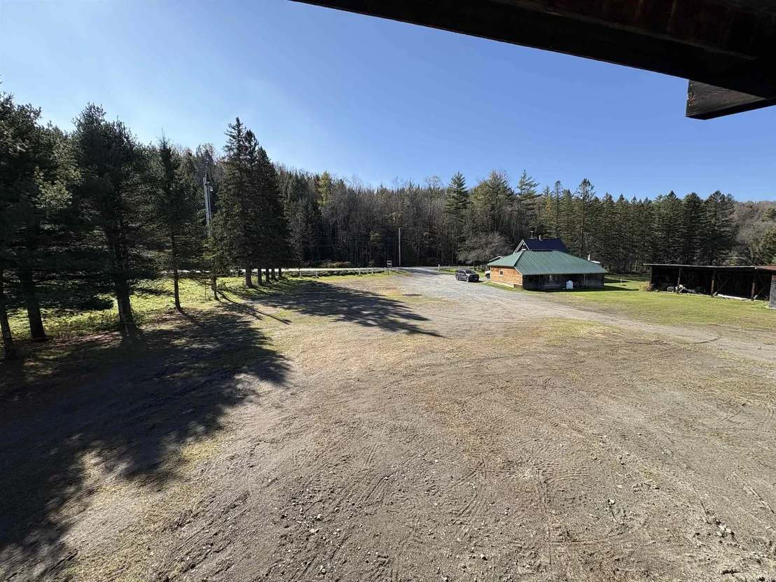 Photo of 609 Route 15