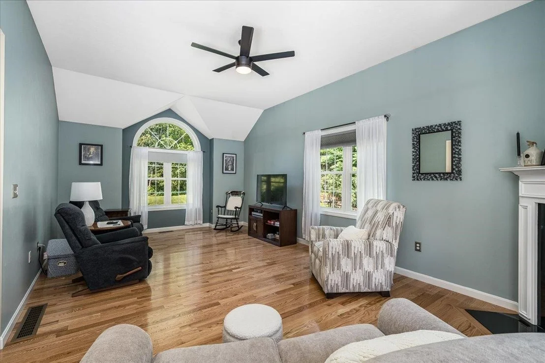Photo of 155 Wallace