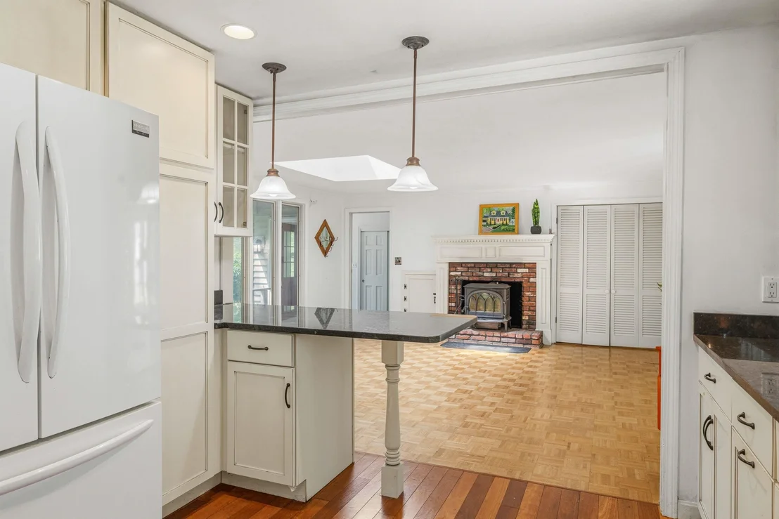 Photo of 140 Pioneer
