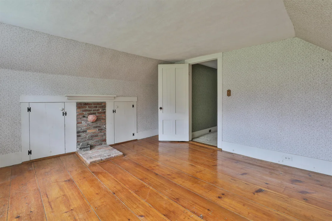 Photo of 1 Featherbed