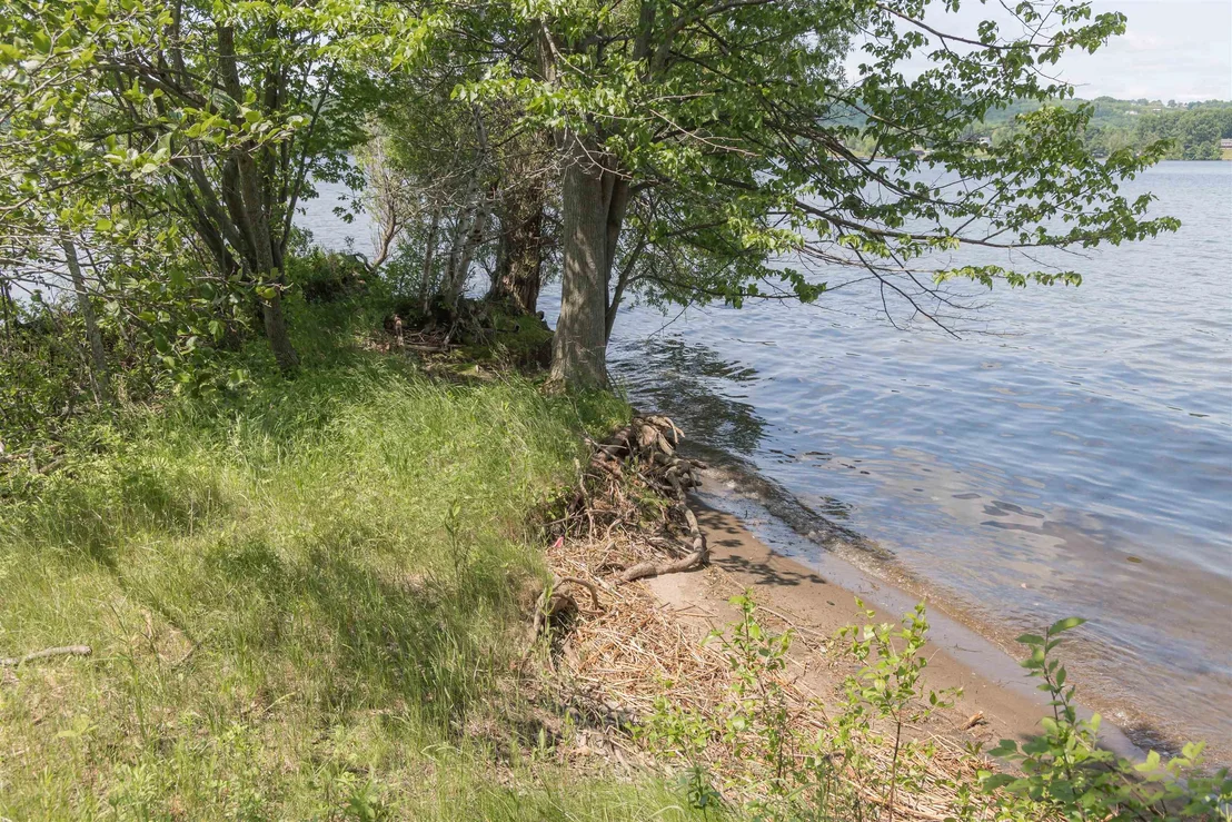 Photo of 1413 Bluff
