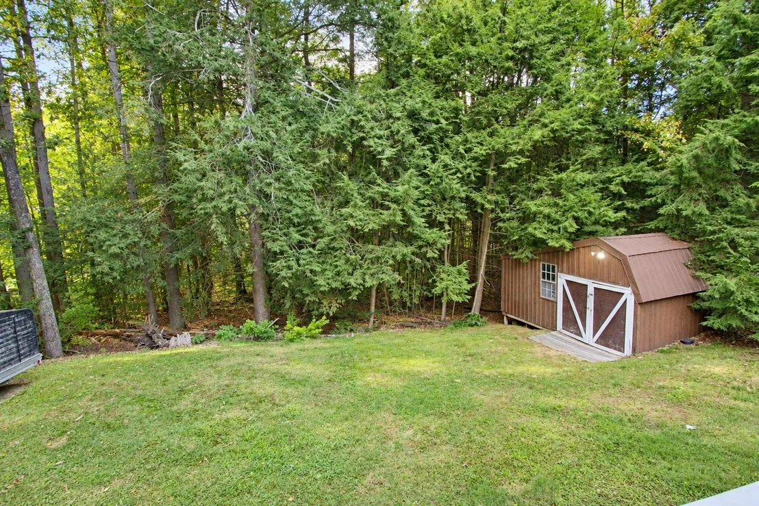 Photo of 12 Roundtree