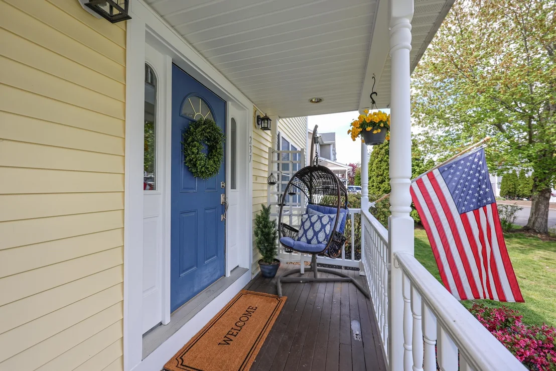Photo of 237 Stanton
