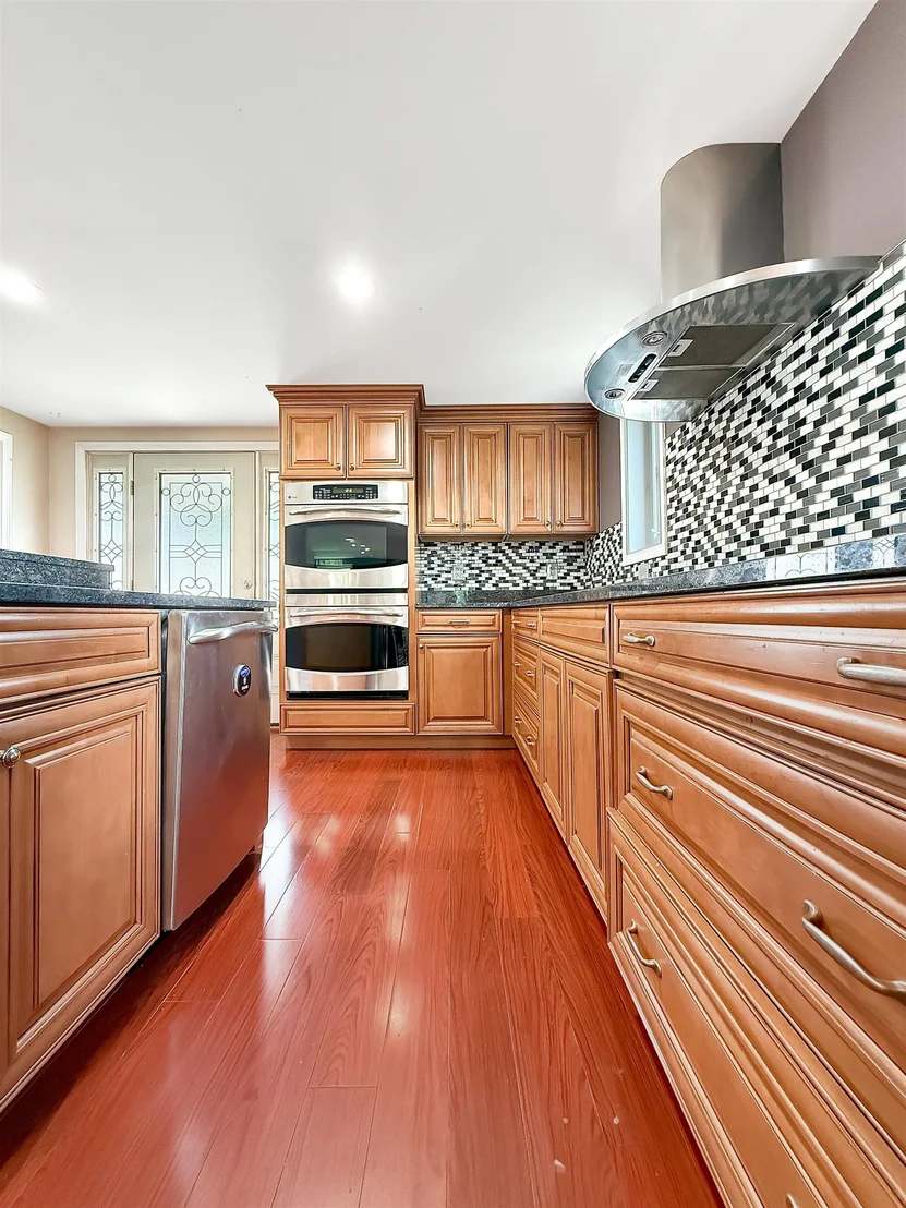 Photo of 465 Hillside