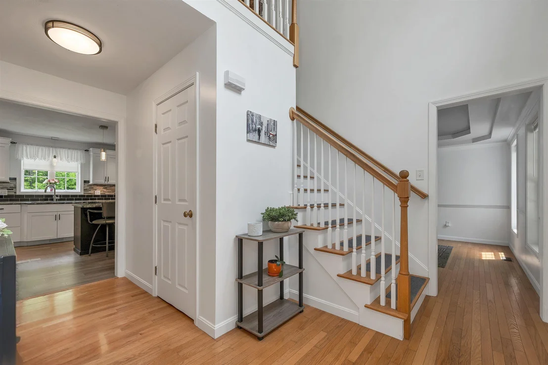 Photo of 537 Pingree Hill