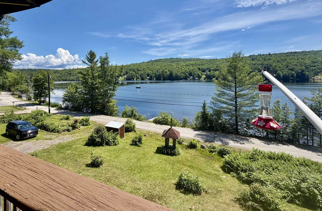Photo of 263 Cedar Pond