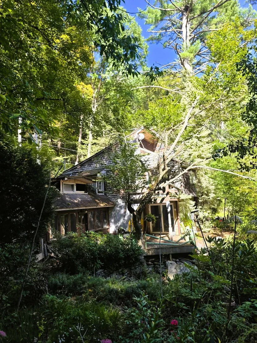 Photo of 1107 Broad Brook