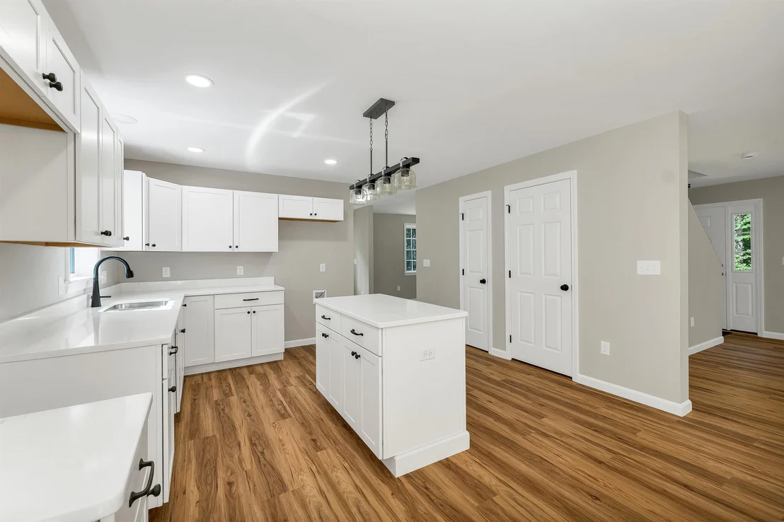 Photo of 145 Holmes