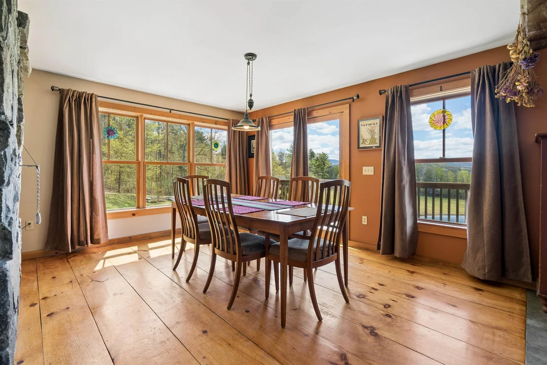 Photo of 3673 Fish Hill