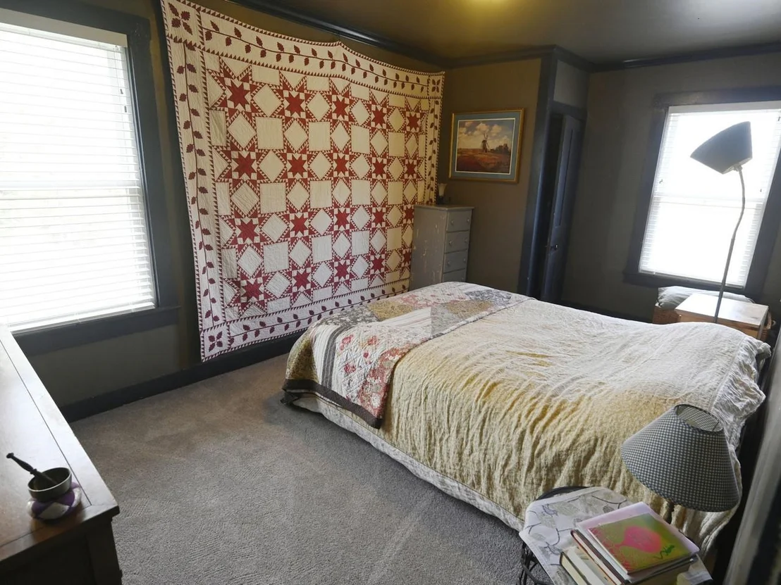 Photo of 4614 Brook