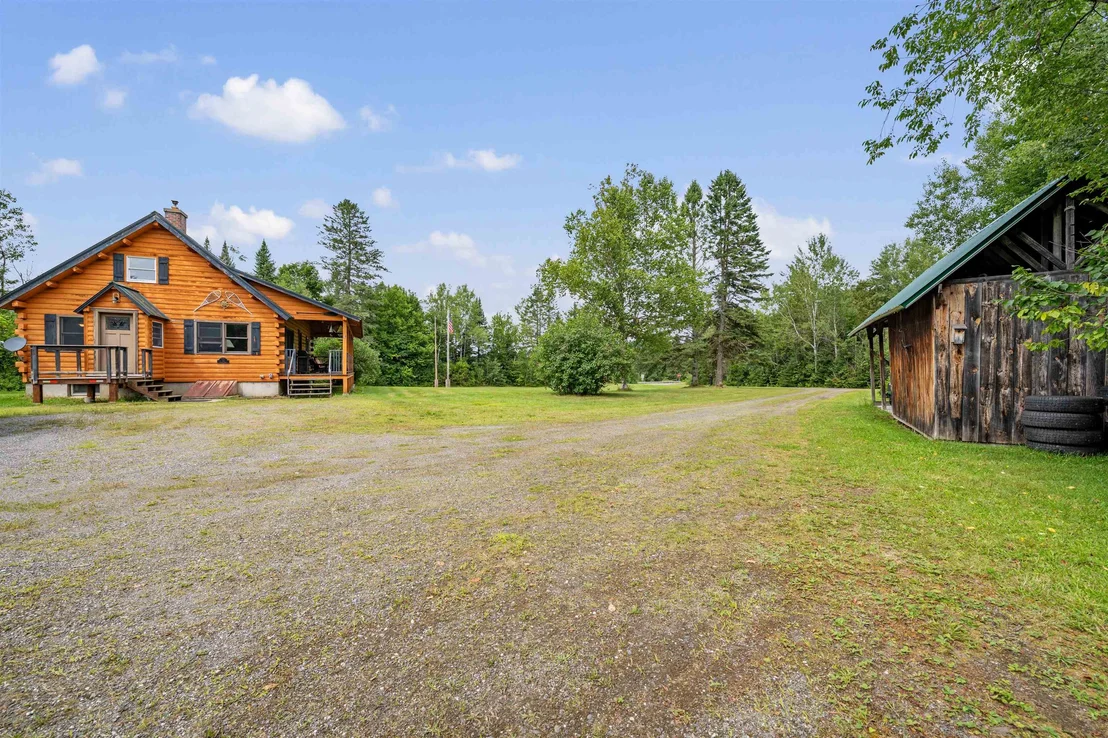 Photo of 44 Dubeau