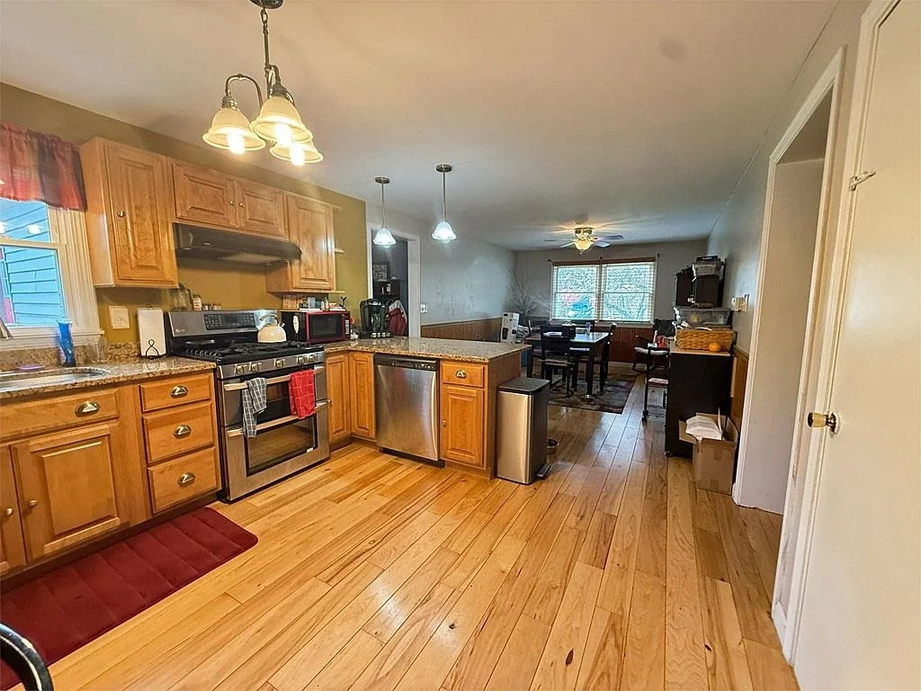 Photo of 387 Main