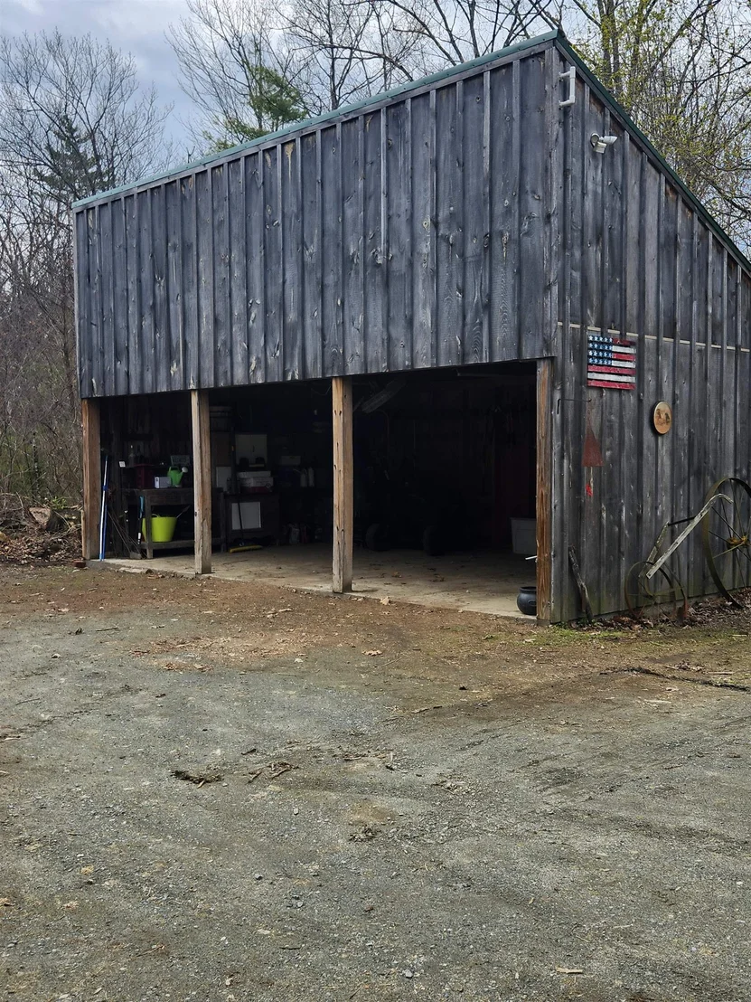 Photo of 27 Bear Pond