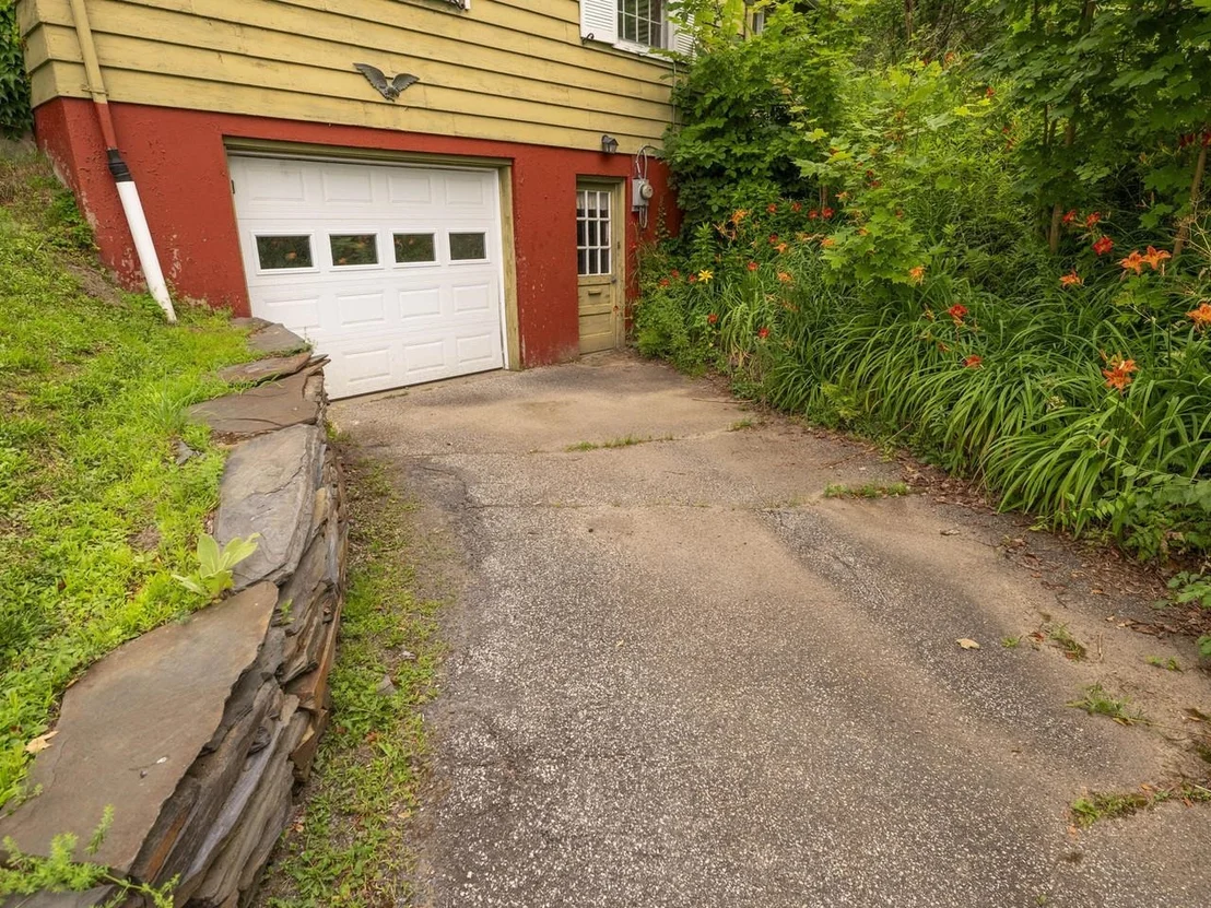 Photo of 5 Longmeadow
