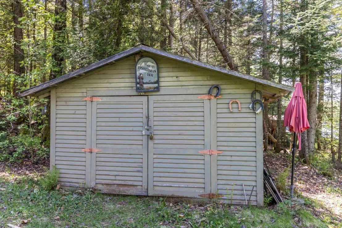 Photo of 333 Backshore