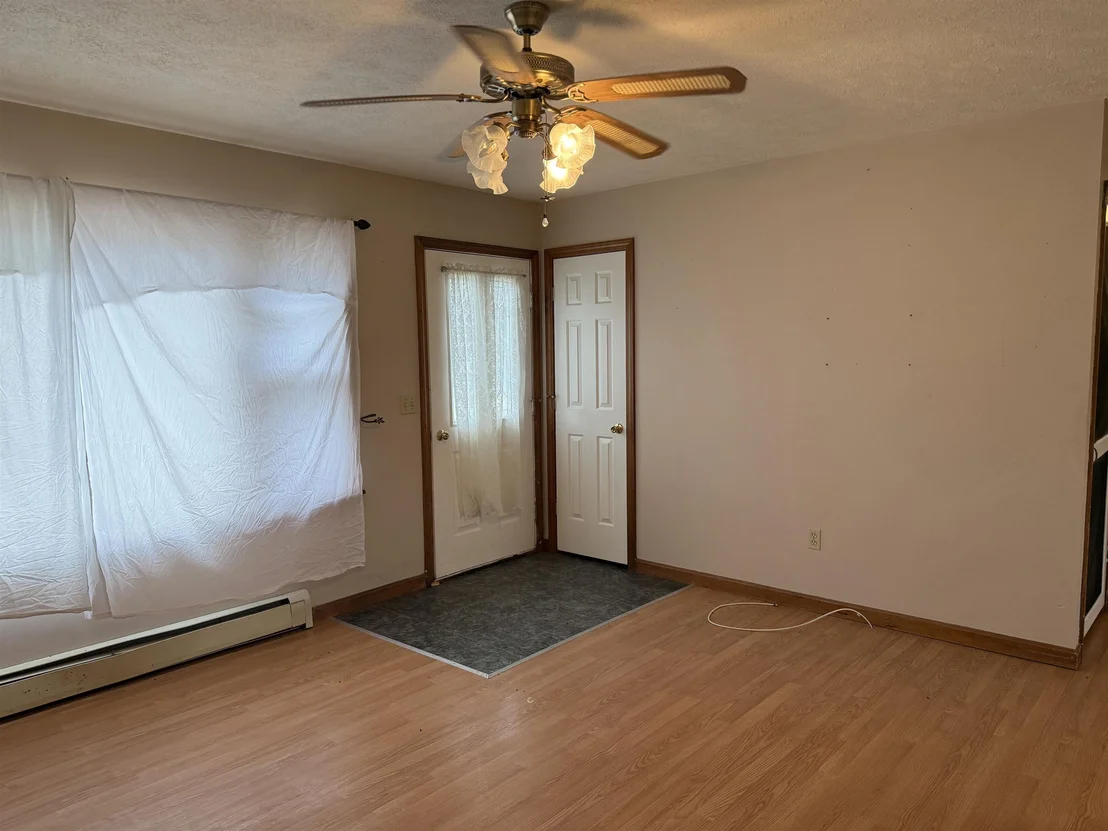 Photo of 2459 Highgate