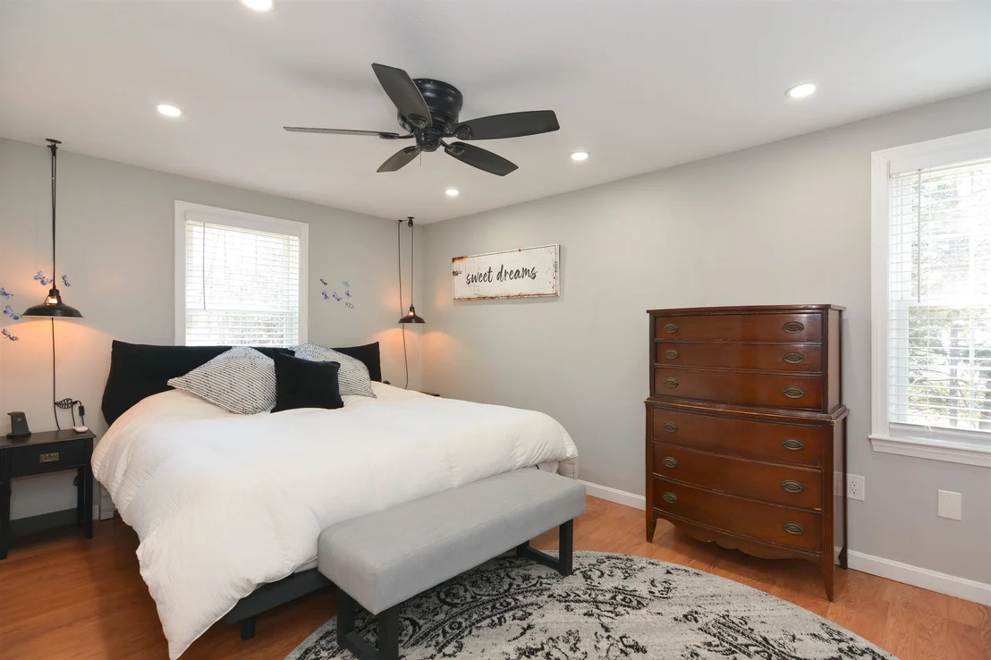 Photo of 10 Whidden