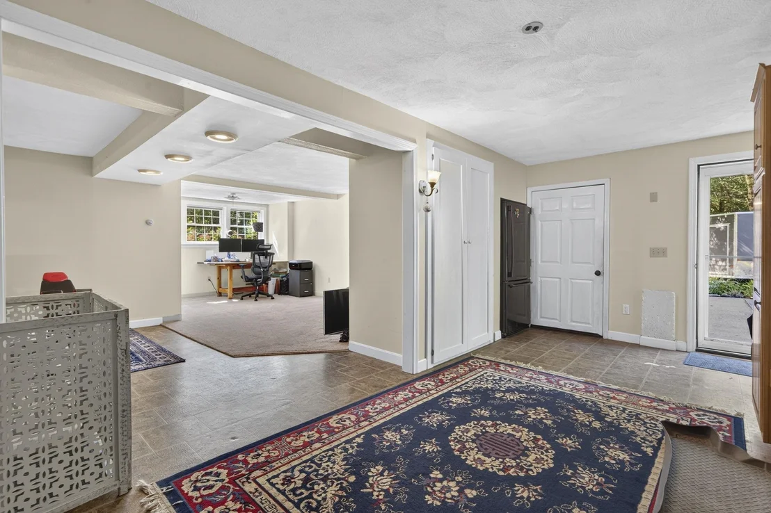 Photo of 28 Longview