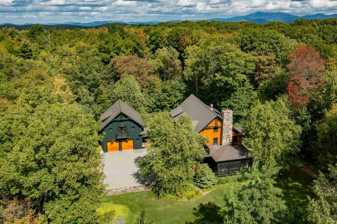 Photo of 422 Shagbark