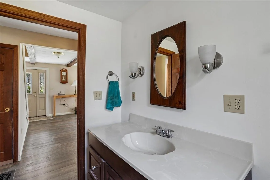 Photo of 326 Lockes Hill