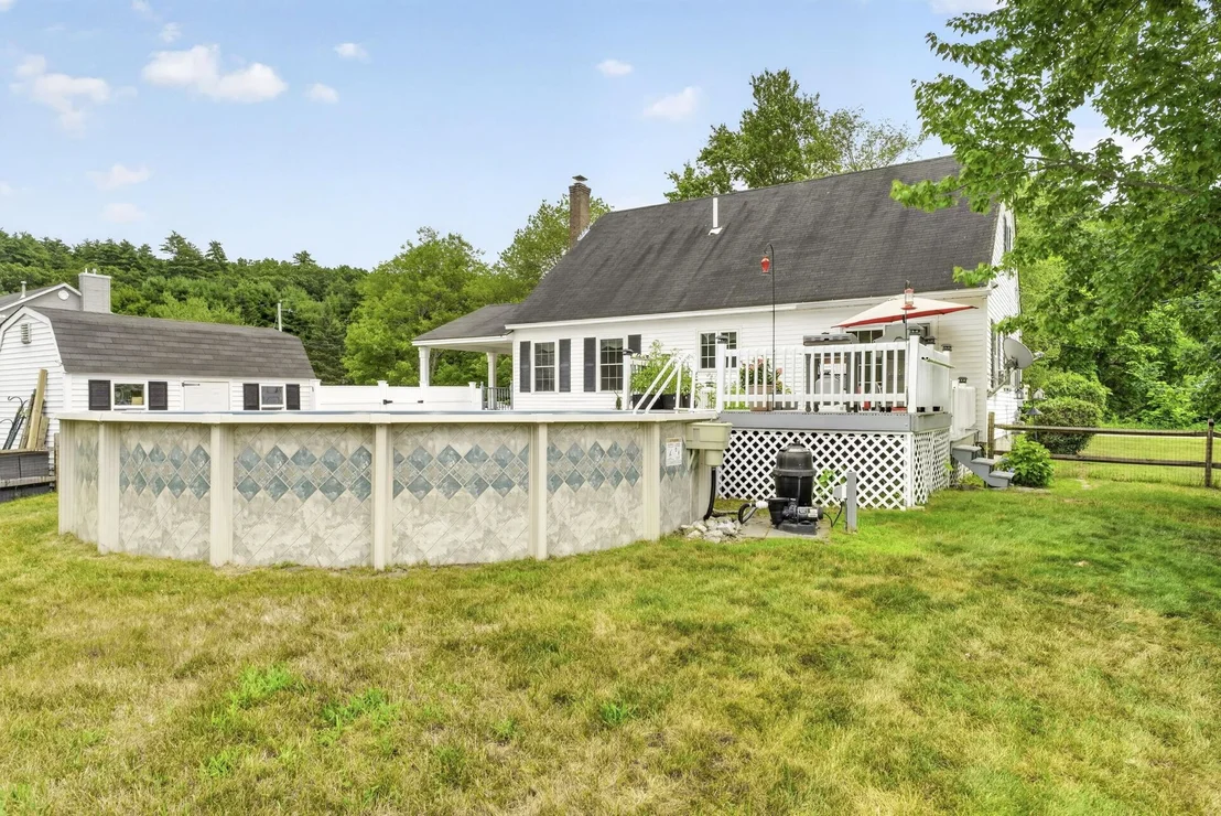 Photo of 284 Corning