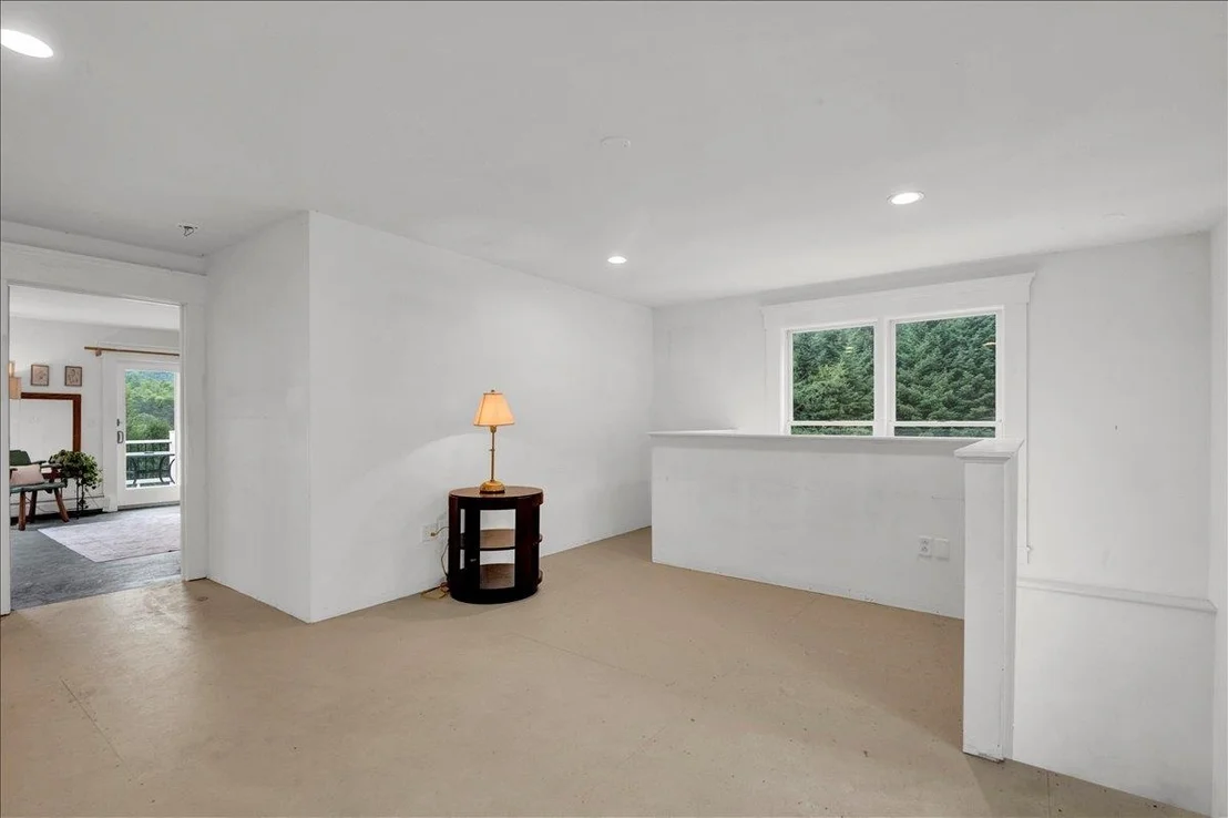 Photo of 3173 Brook