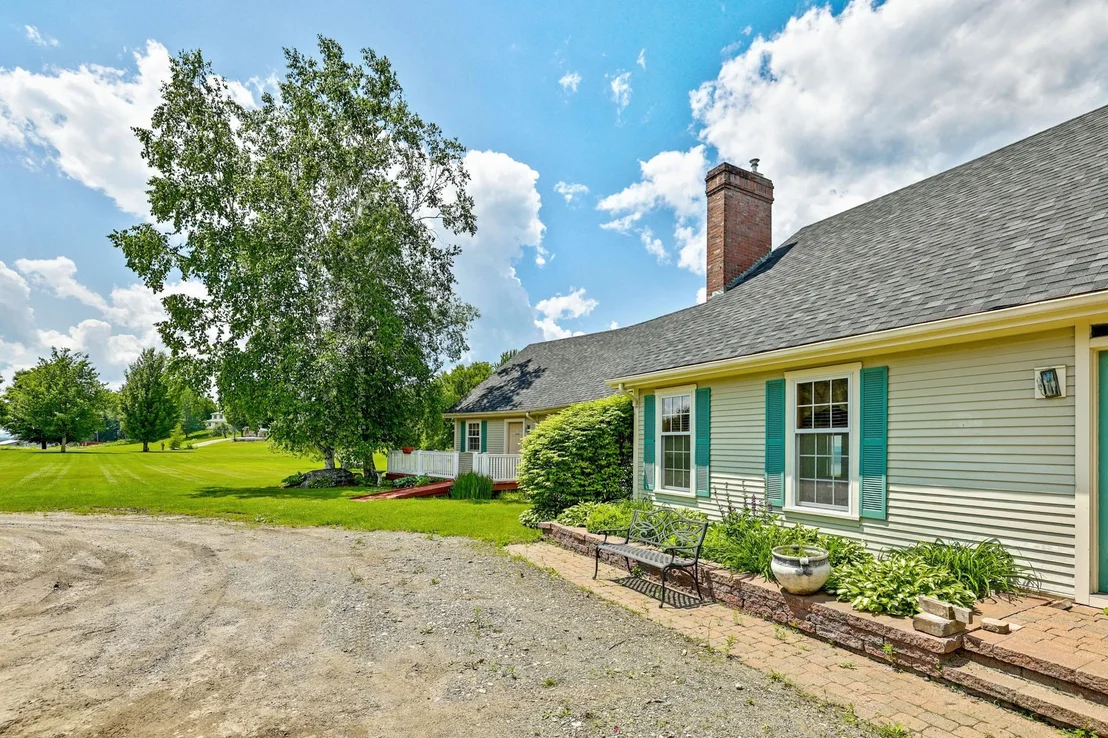 Photo of 535 Willey