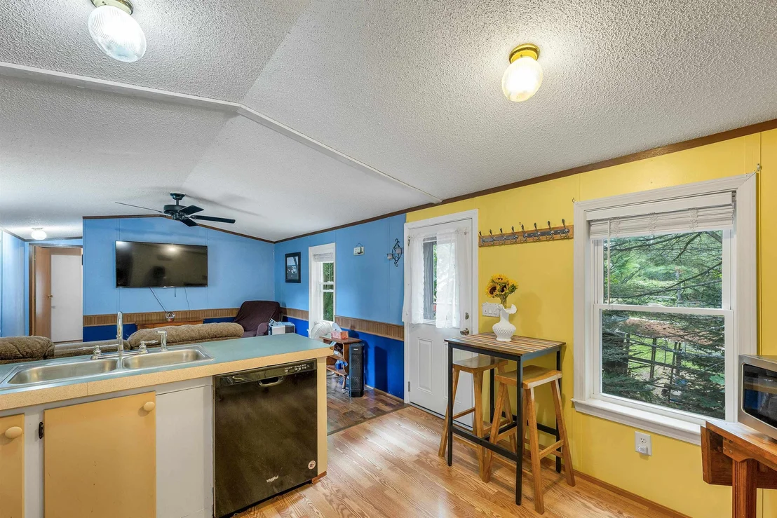 Photo of 5 Walnut