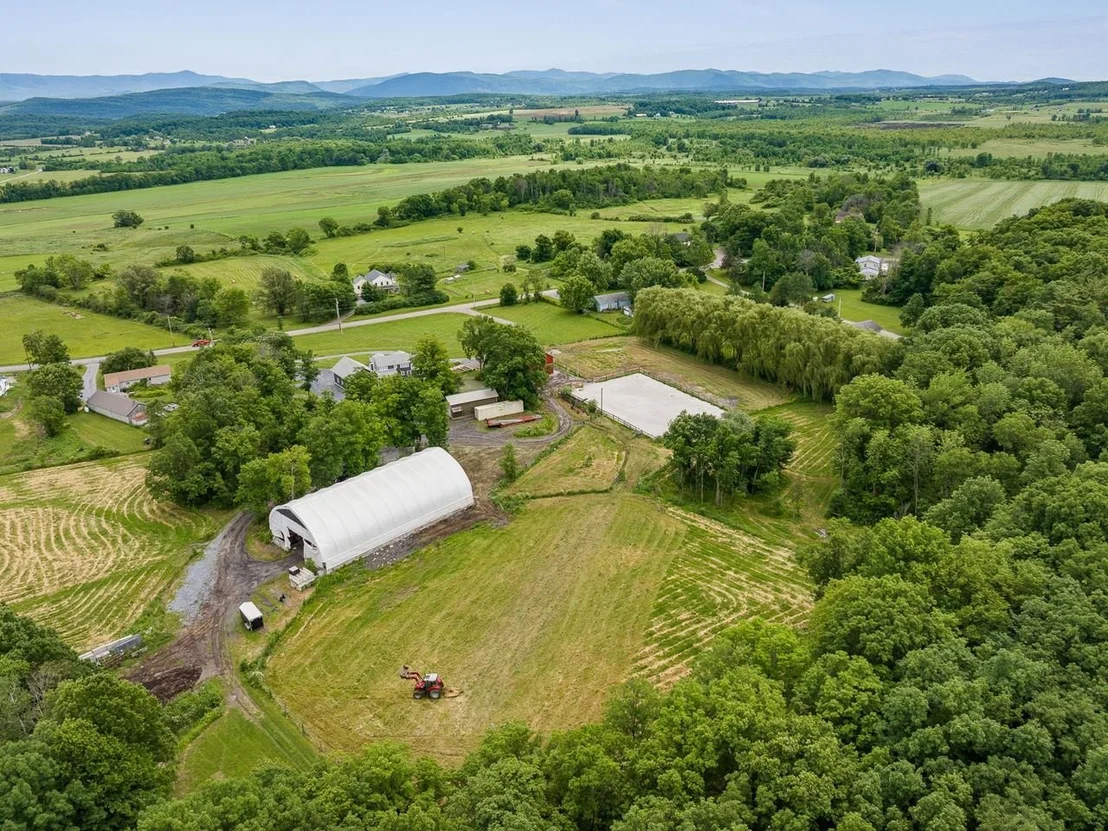 Photo of 1233 Satterly