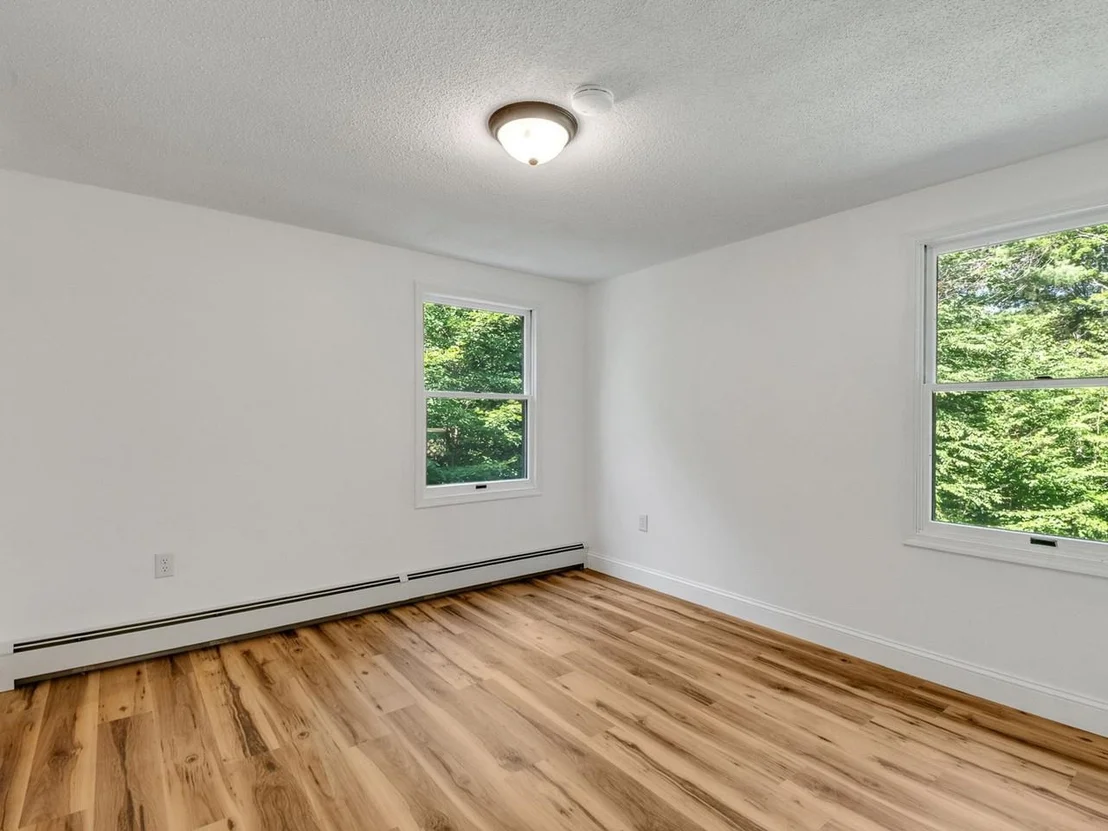 Photo of 335 Deer Run