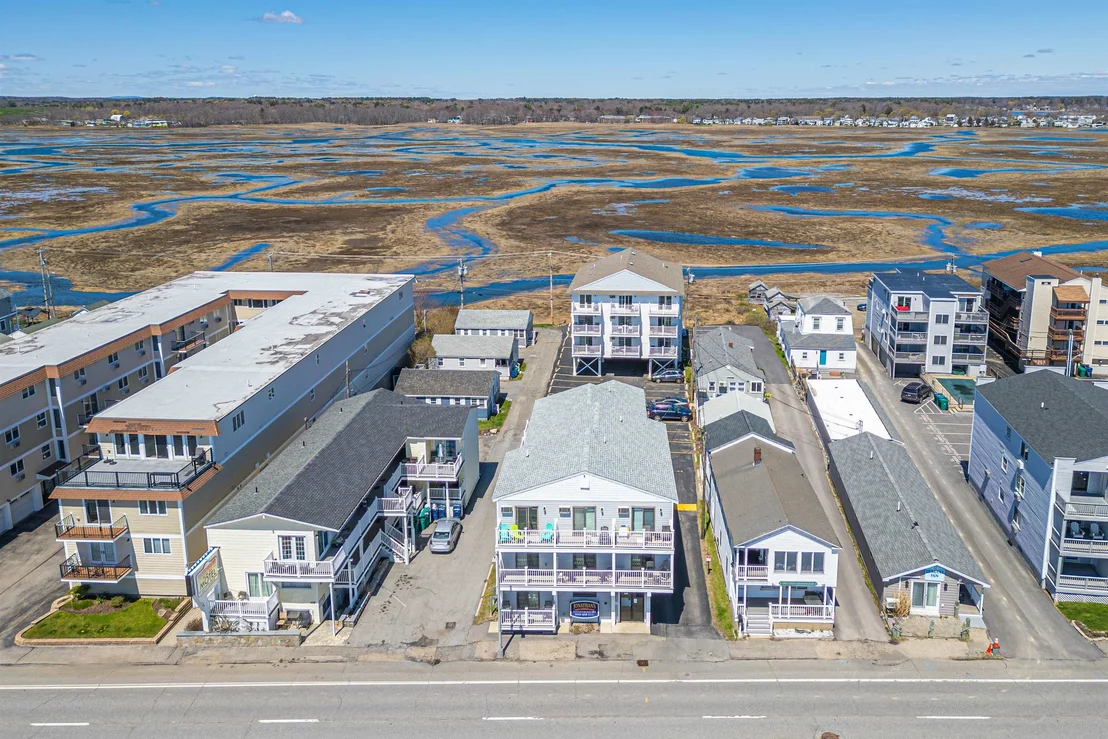 Photo of Unit 103 at 415 Ocean