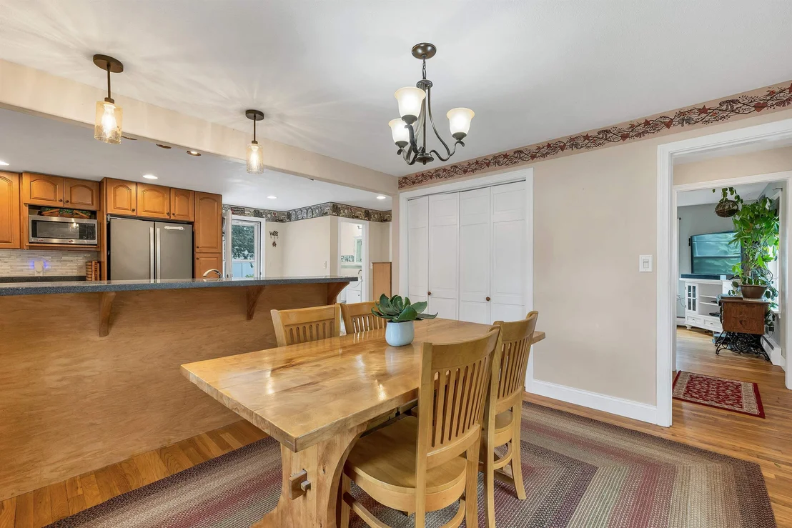 Photo of 2 Belmont