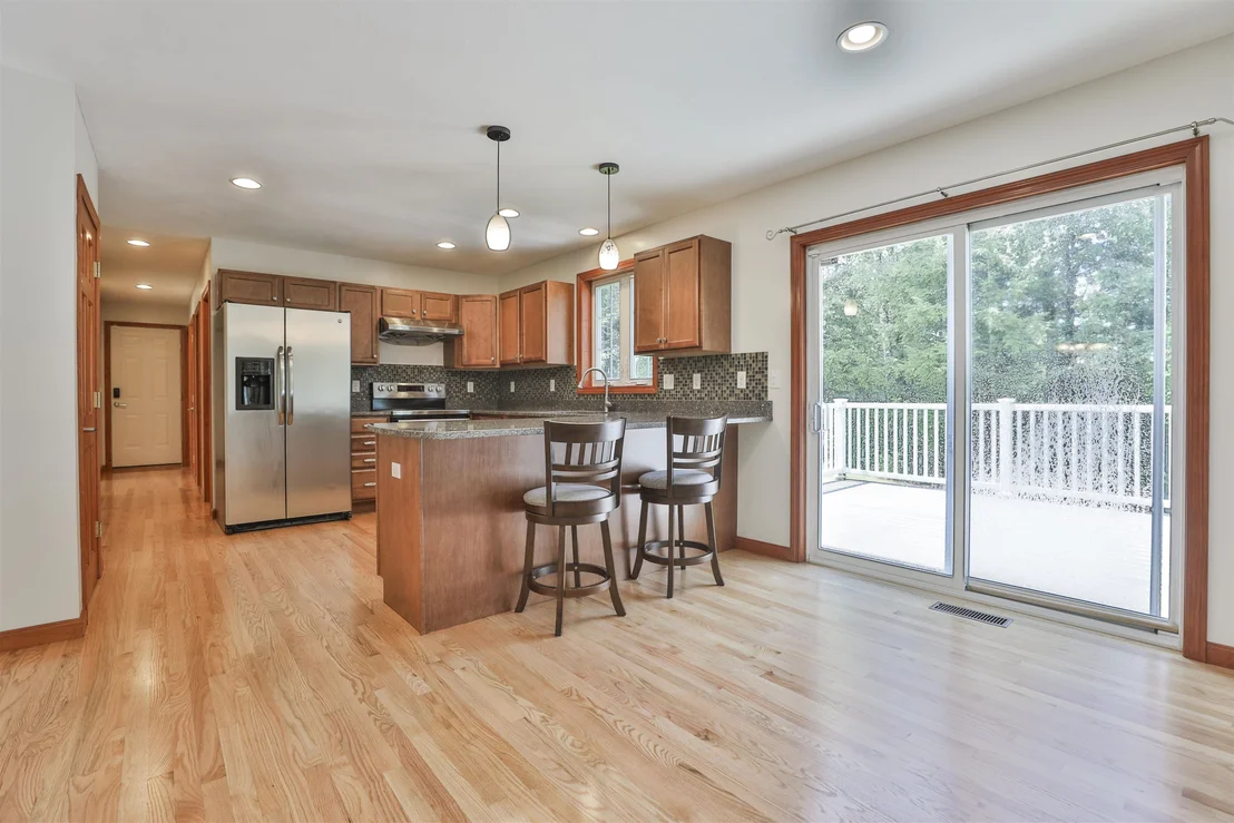 Photo of 14 Ames