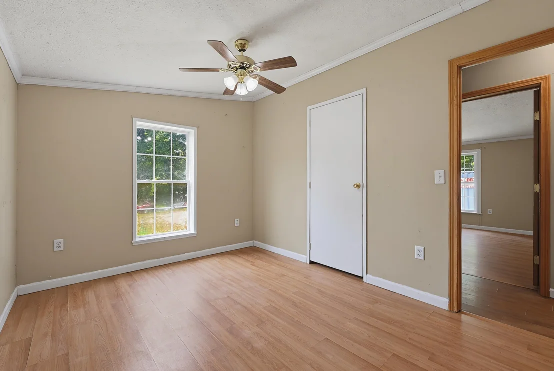 Photo of 10 Davis