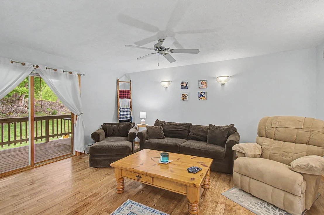 Photo of 2446 Carter Hill