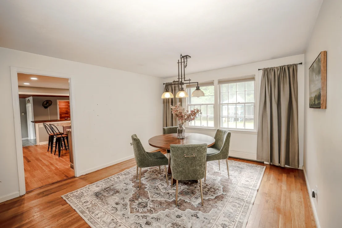 Photo of 14 Pinewood