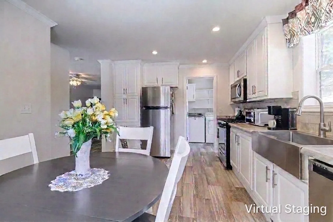 Photo of 139 Robinhood
