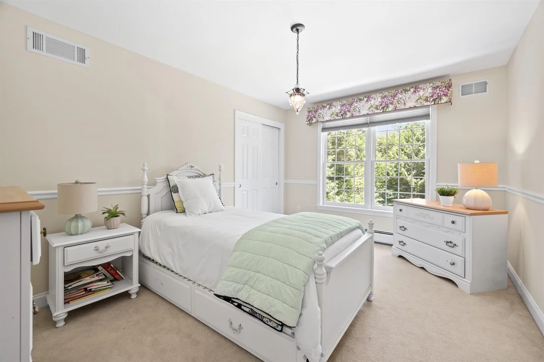 Photo of 4 Monticello