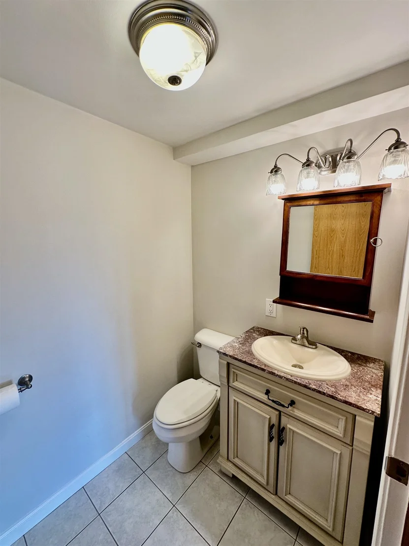 Photo of 20 Crest
