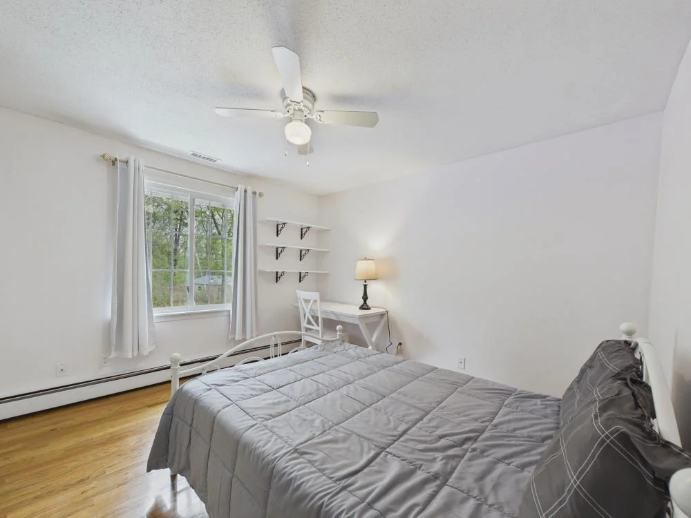 Photo of 6 Maple