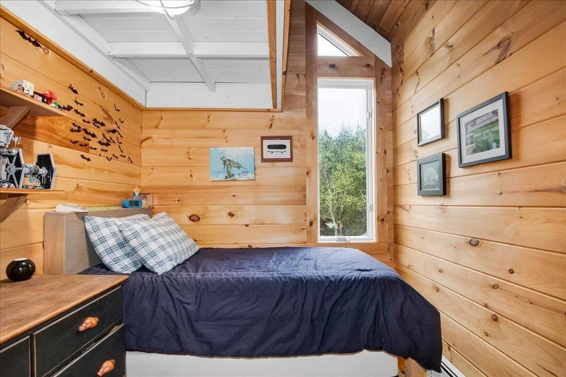 Photo of 204 Pike Hill