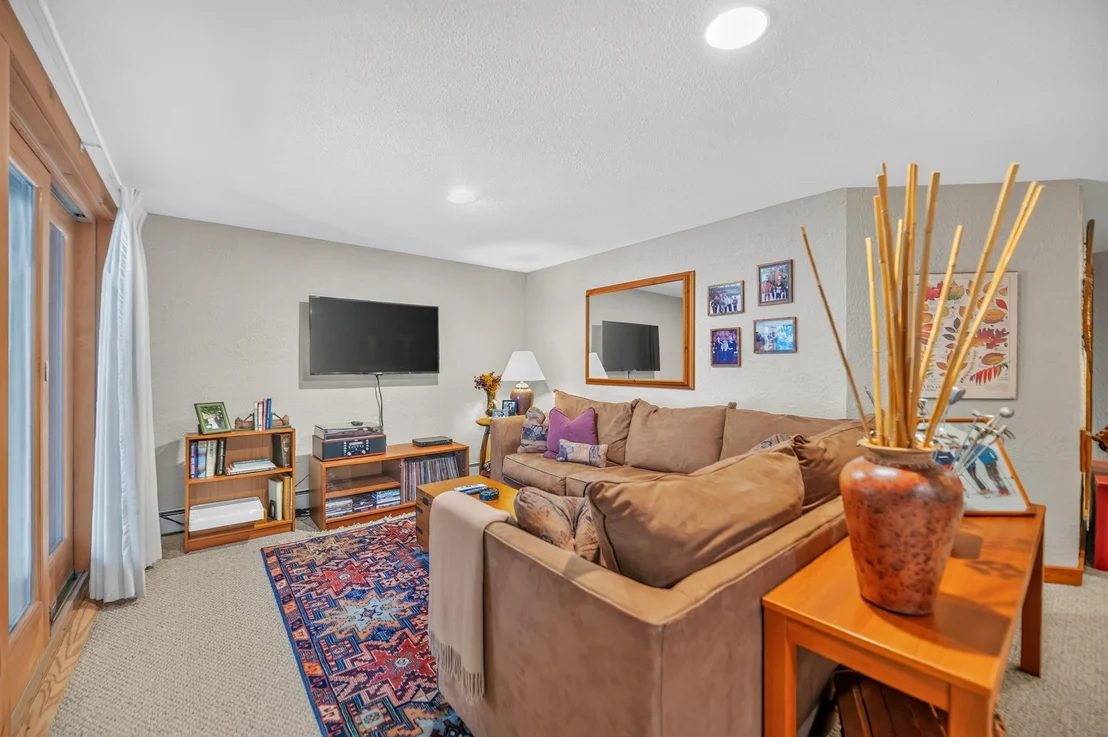 Photo of Unit 21 at 18D White Oaks