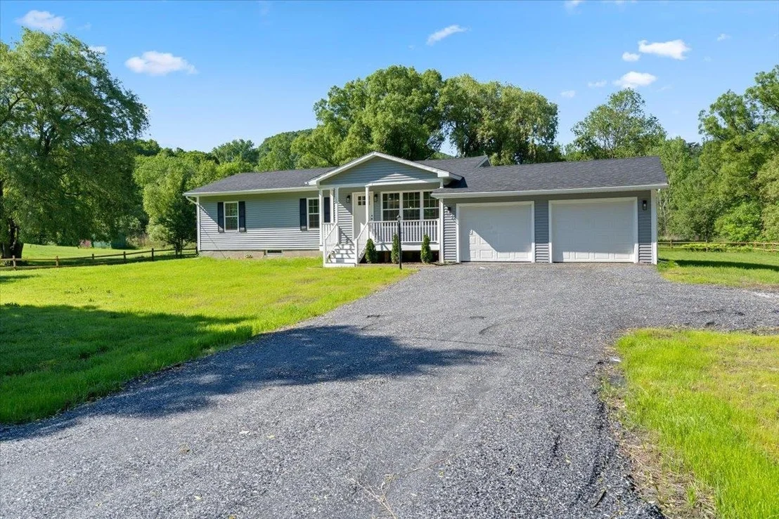 Photo of 114 Cobble Hill