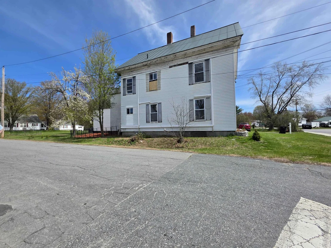 Photo of 196 Union