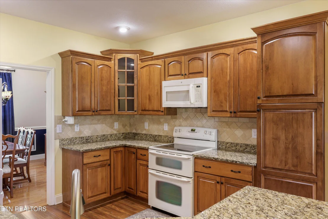 Photo of 1697 Davis Ferry Rd