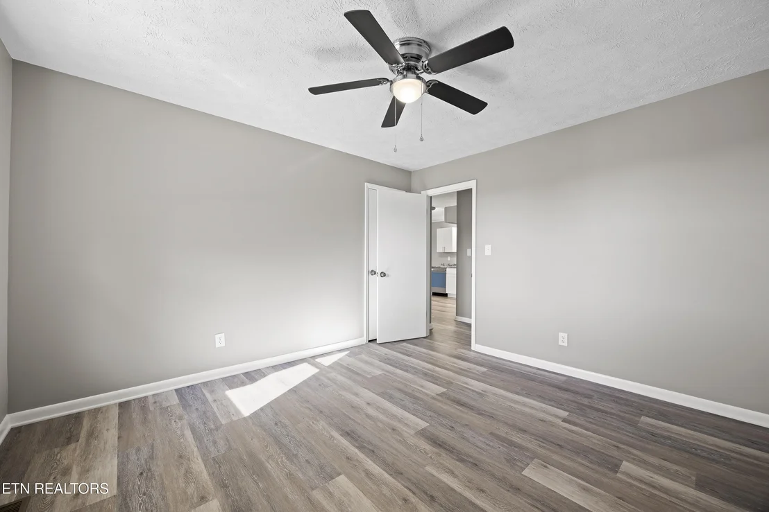 Photo of 915 Ronald Drive